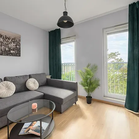 Lumina I Cozy 2-room With Balcony I 4 Guests I Metro Warschau