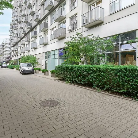 Lumina I Cozy 2-room With Balcony I 4 Guests I Metro Appartement